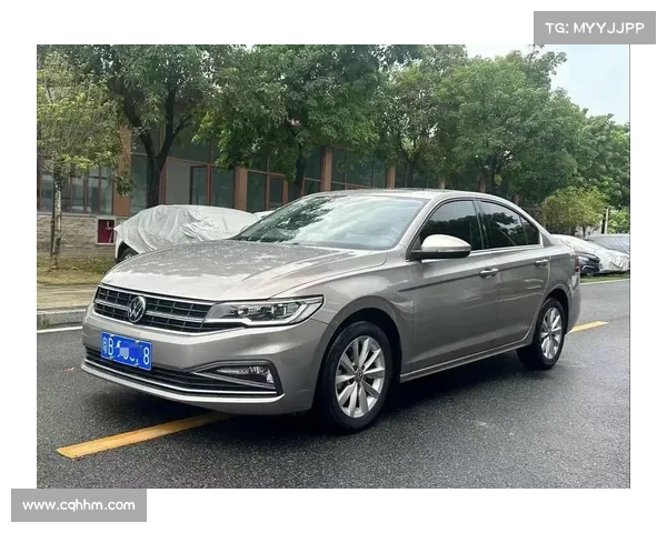 全新大众宝来实车曝光,尺寸加大,或命名宝来L